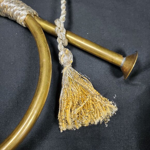 Vintage Brass Bugle Horn with Gold Rope Tassels Decorative Wall Hanging - Picture 4 of 15